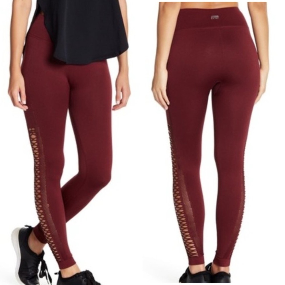 Nordstrom Marika Seamless Capri Leggings NWT sz XL Tawny Port